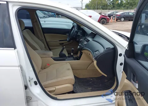 2011 Honda Accord 2.4 Lx from USA, damaged, VIN 1HGCP2E37BA085229